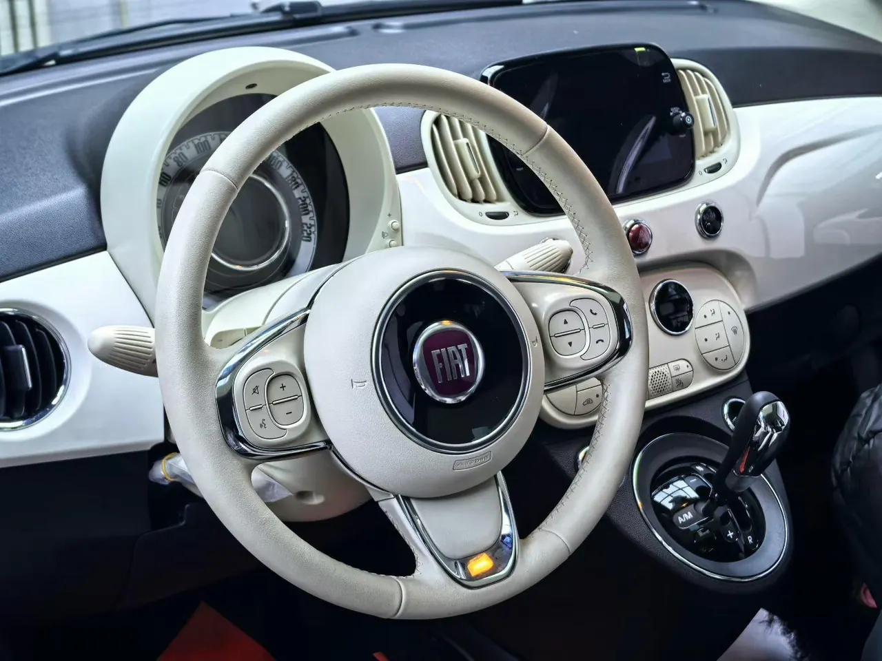 Fiat 500 (Imported) 2023 500 1.4 Sequence Variable Speed Manual 4
