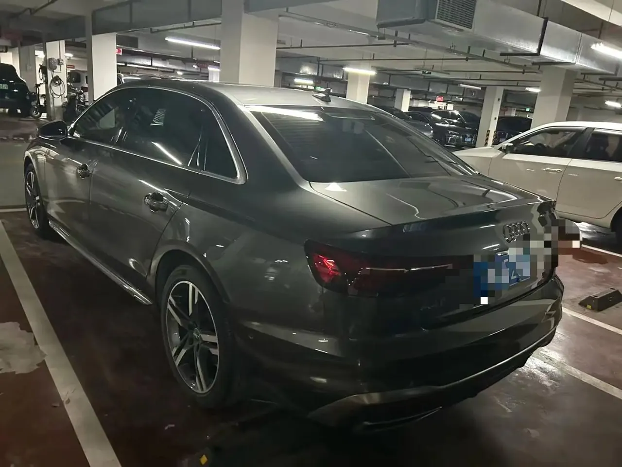 Audi 2020 A4L 2.0TFSI 40TFSI Fashion Dynamic Automatic 6