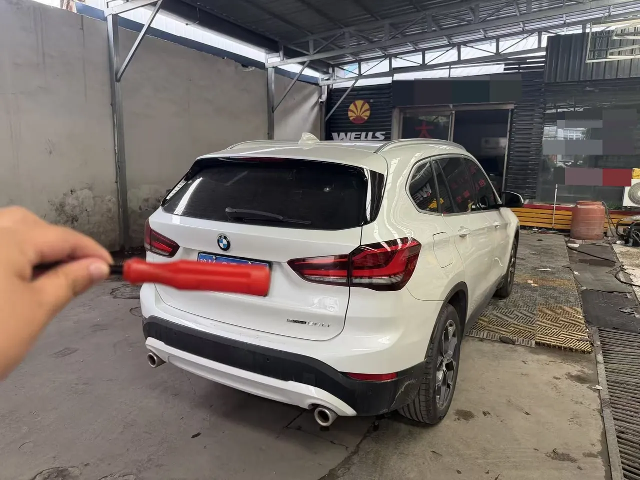 BMW 2020 X1 sDrive25Li 2.0T Leading Automatic Gear 2