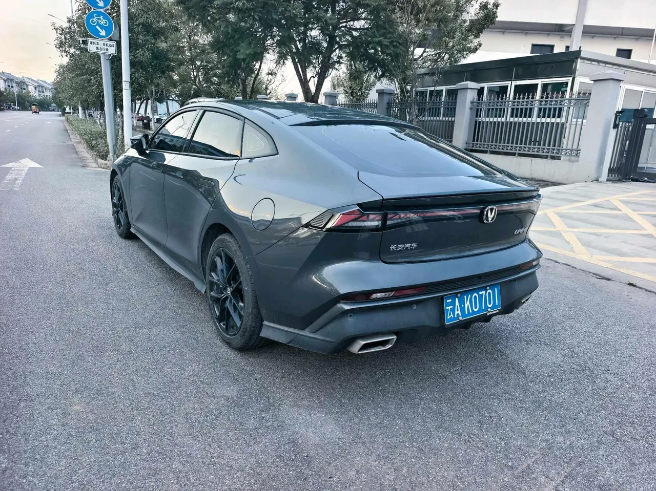 ChangAn 2024 UNI-V 1.5T Prestige Automatic 6