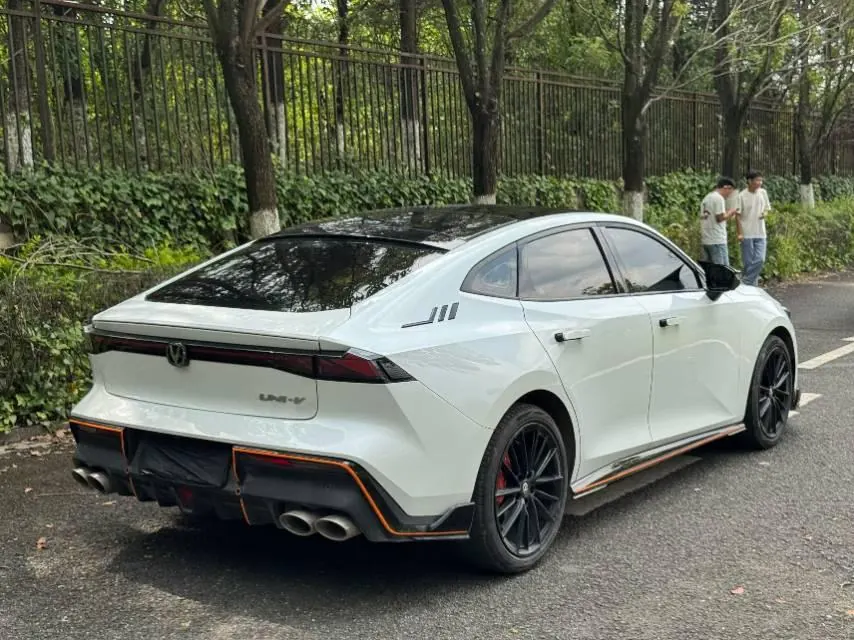 ChangAn 2023 UNI-V 1.5T Sports Edition Automatic 7