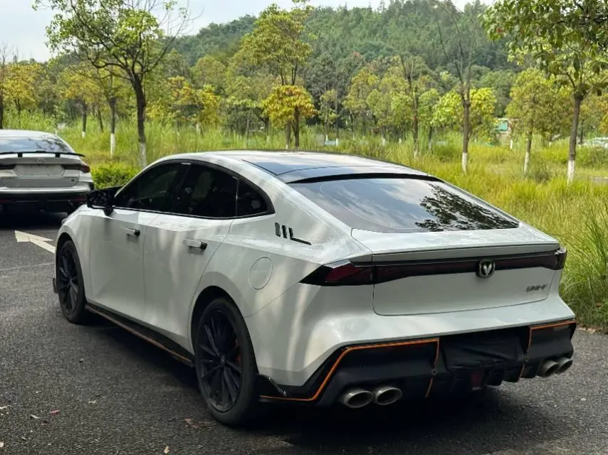 ChangAn 2023 UNI-V 1.5T Sports Edition Automatic 9