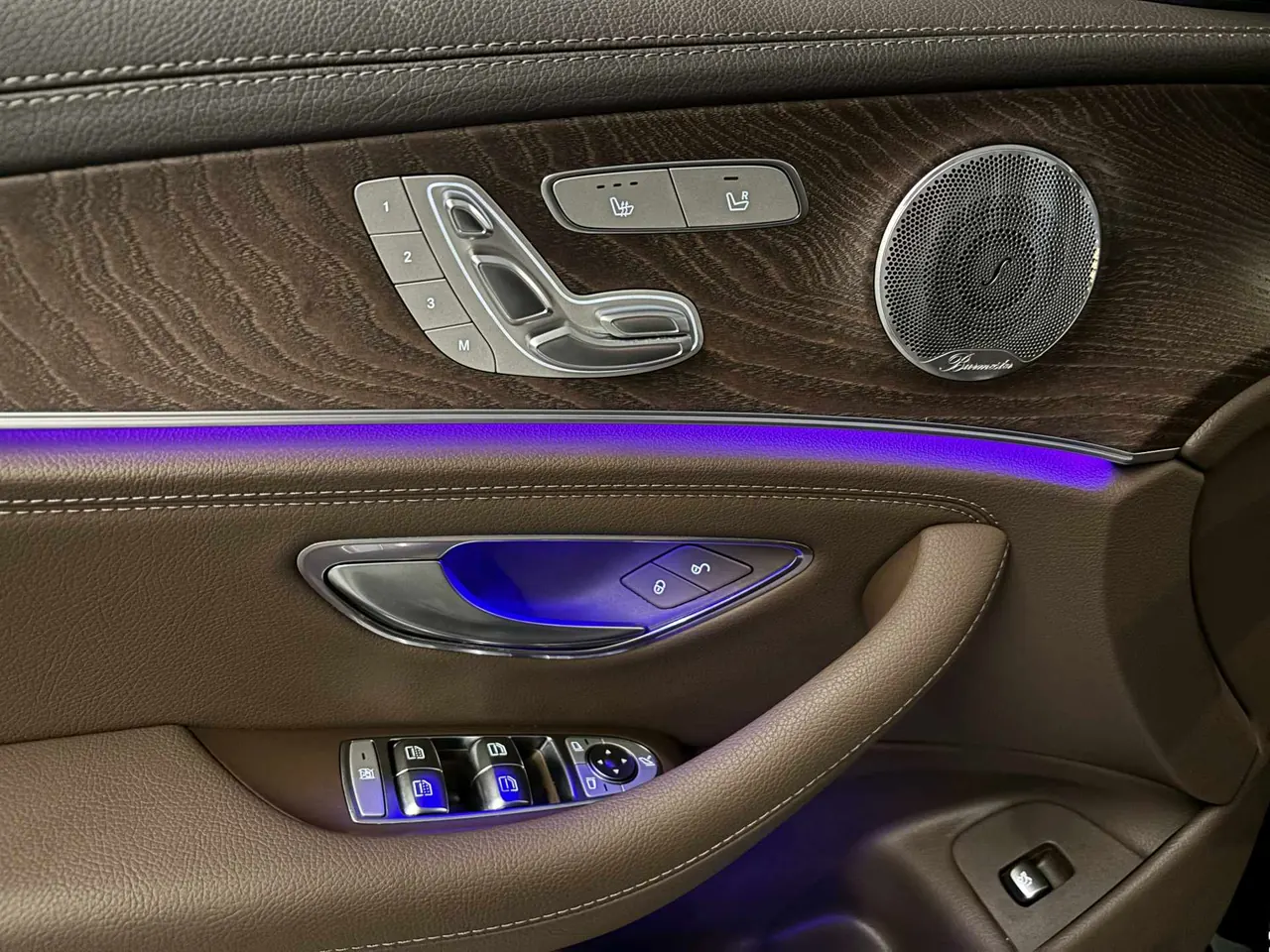 Mercedes Benz E Class 2020 E 300 L 2.0T Luxury Automatic Gear 4