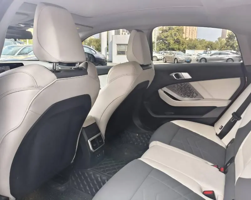 BMW 2 Series 2026 225L 2.0T M Sports Suit Automatic Gear 4