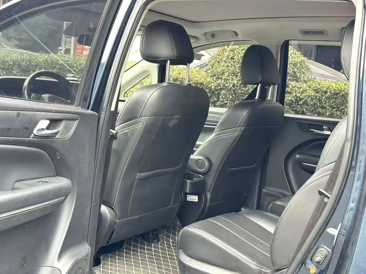 Chuanqi 2021 M6 1.5T 270T Premium Edition 7-seat Automatic Gear 4