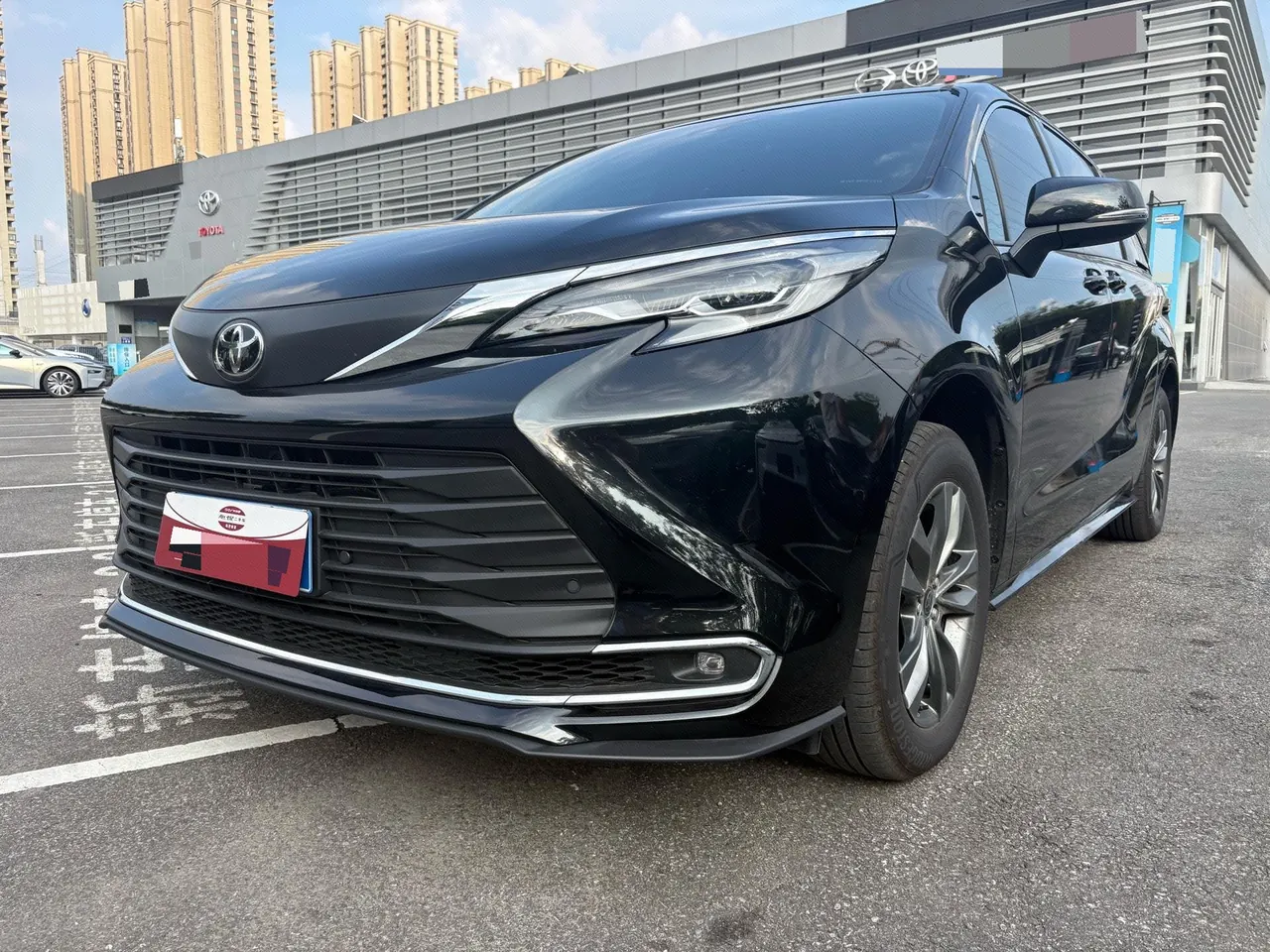 打开图片灯箱:Toyota 2026 Sana 2.5 Stepless Two-Drive Comfort Edition Automatic Transmission