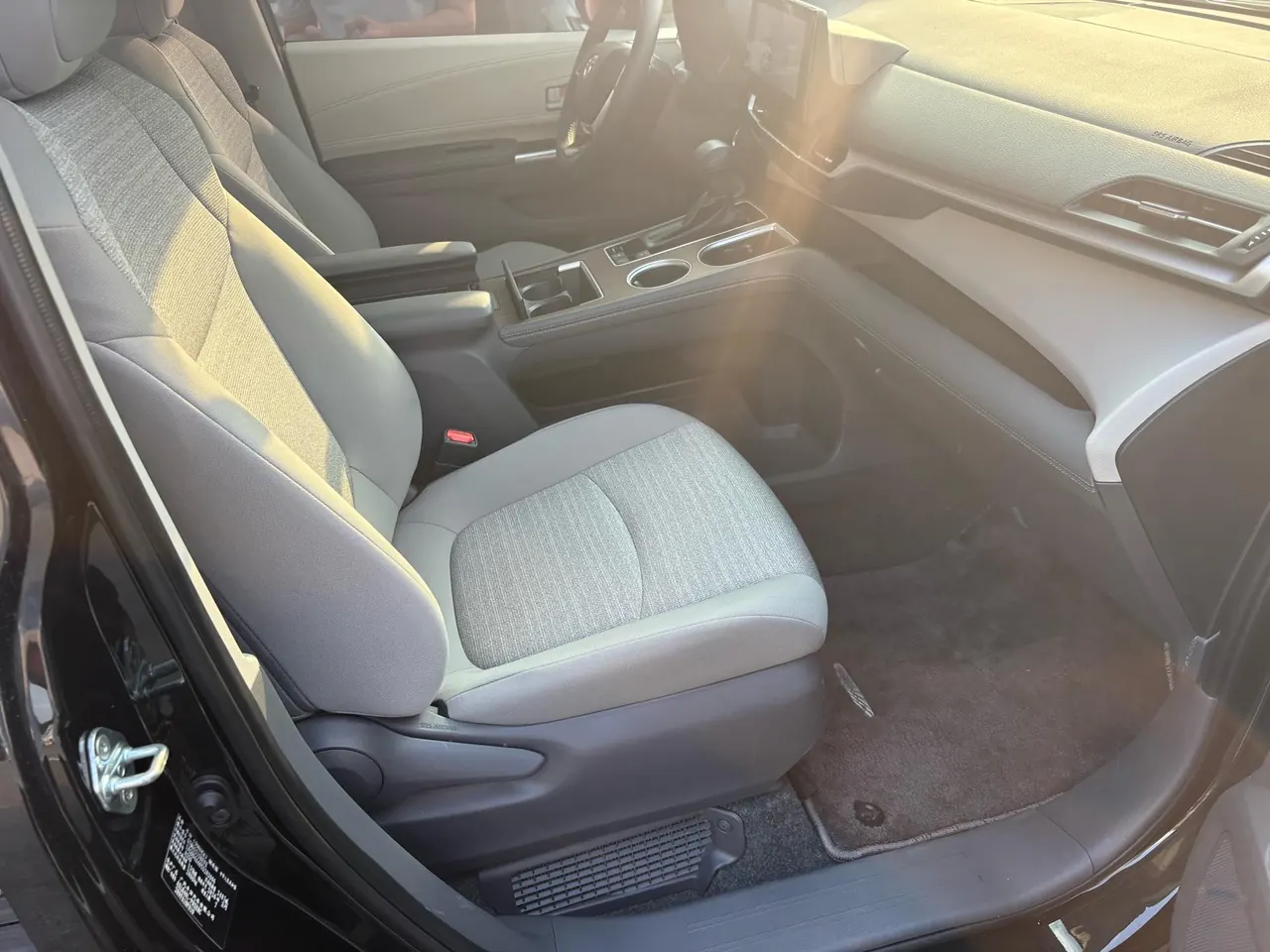 Toyota 2026 Sana 2.5 Stepless Two-Drive Comfort Edition Automatic Transmission 10