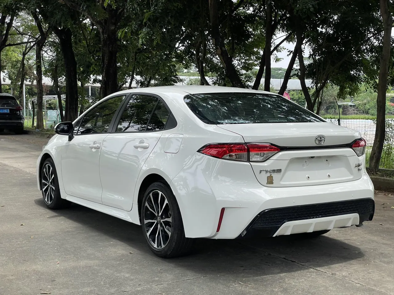 Toyota 2021 Lei Ling 1.2T Stepless 185T Sports Edition Automatic Gear 7