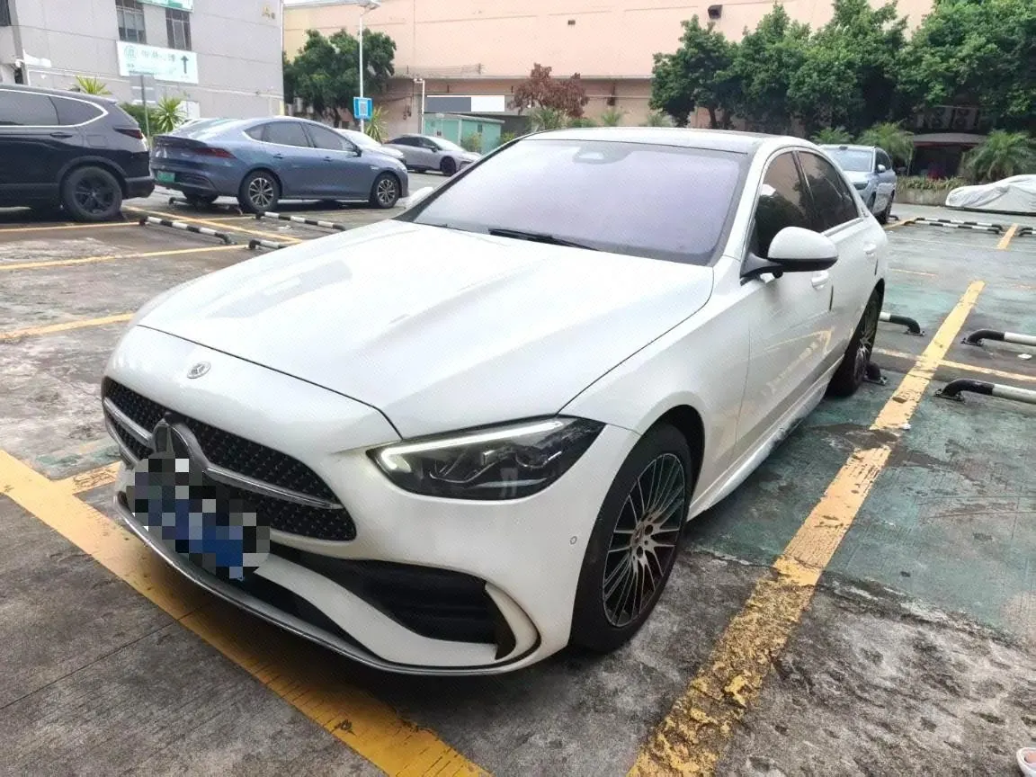 打开图片灯箱:Mercedes Benz Class C 2024 C 260 L 48V 1.5T Sports Edition (Modified 3) Automatic Gear