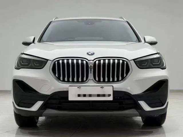 BMW 2021 X1 sDrive25Li 2.0T Leading Automatic Gear 2