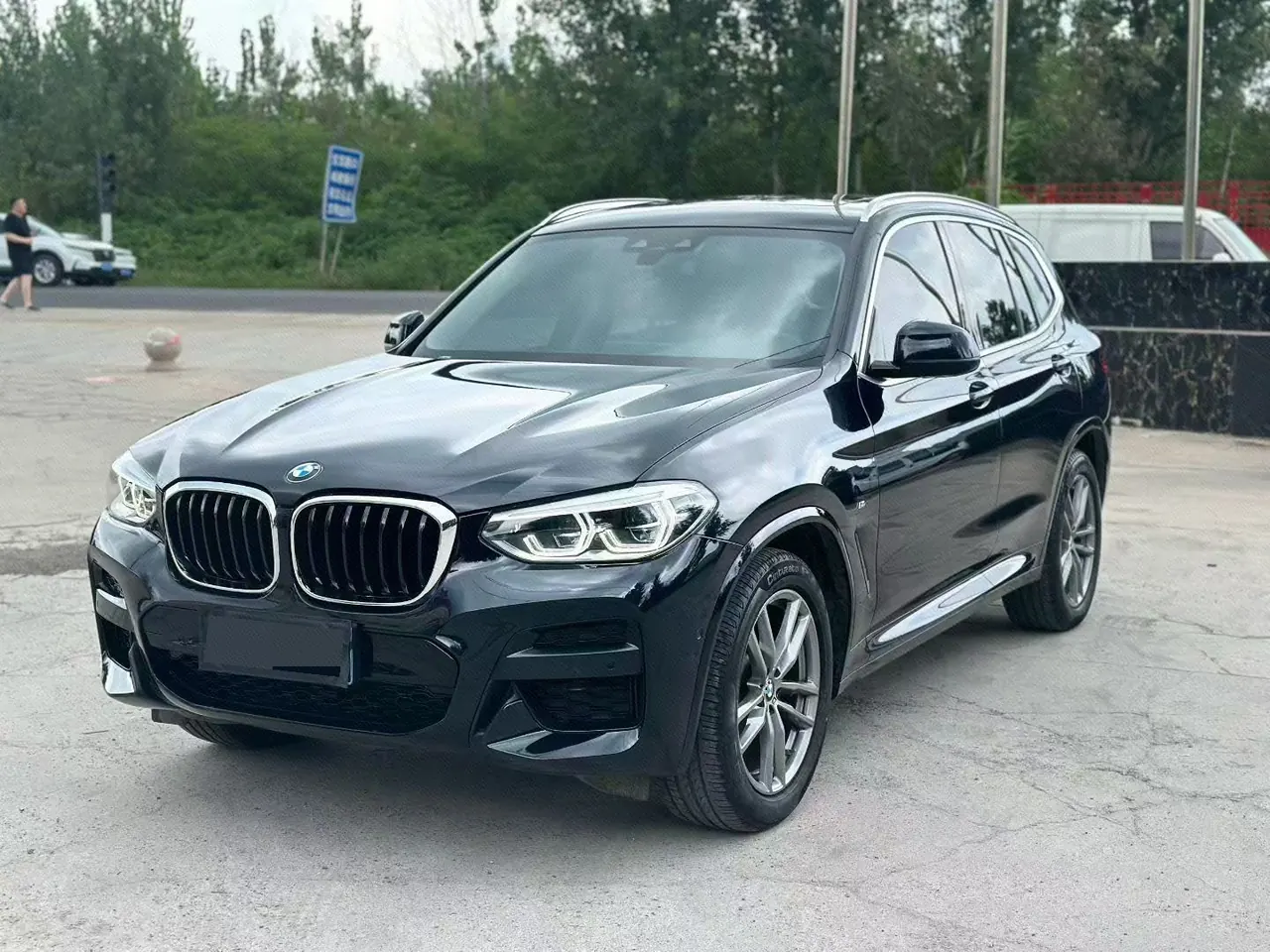 Open image lightbox: BMW 2021 X3 xDrive25i 2.0T M sports suit automatic gear