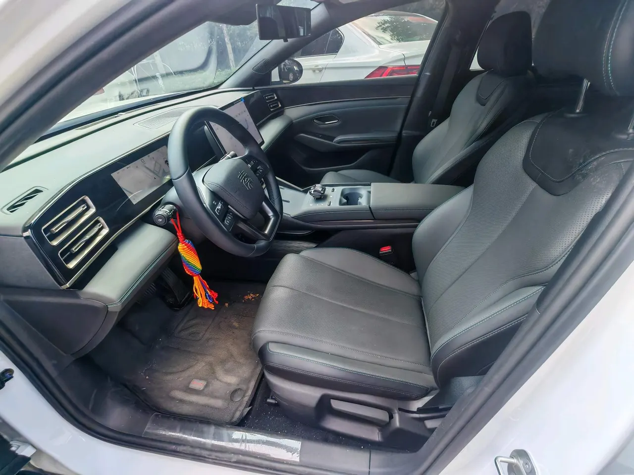 BYD 2025 Qin L DM-i 1.5 stepless smart driving version 80KM leading automatic gear 2