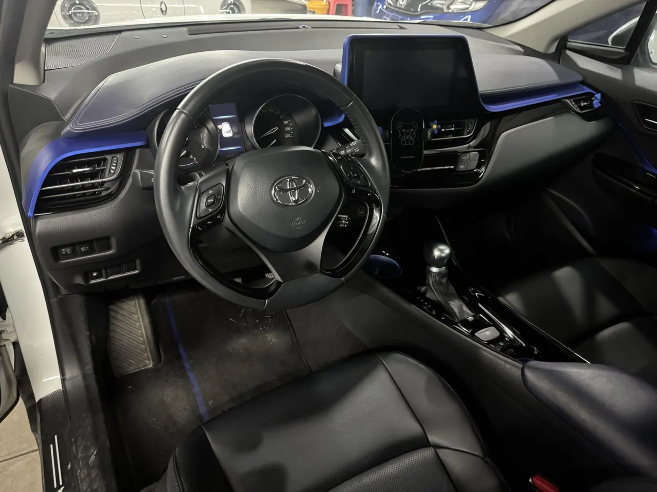 Toyota 2021 C- HR 2.0 Stepless Deluxe Edition Automatic Gear 5