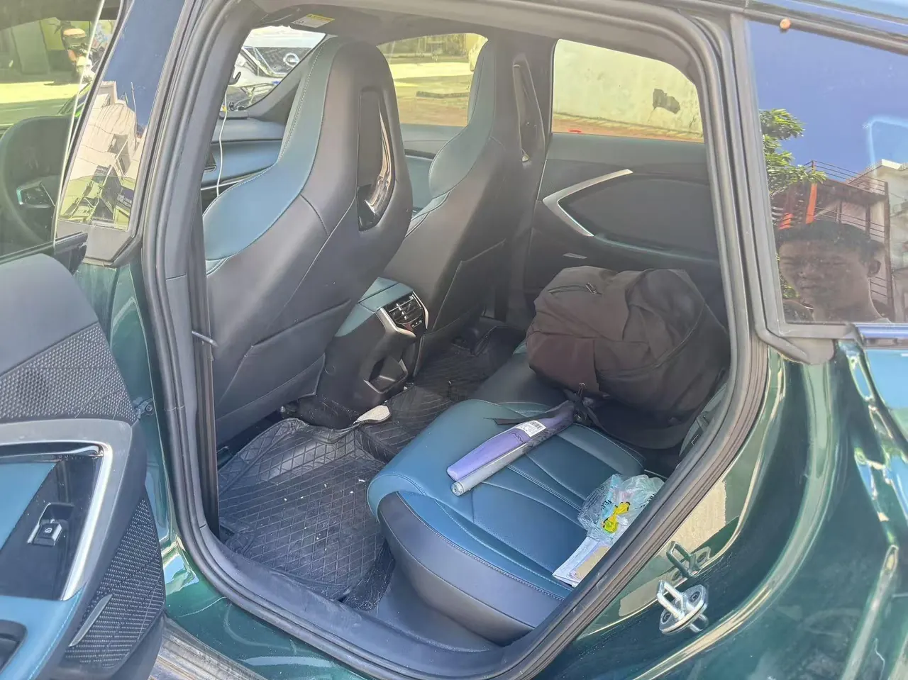 MG 2025 MG7 1.5T 300 Deluxe Edition Automatic Gear 3