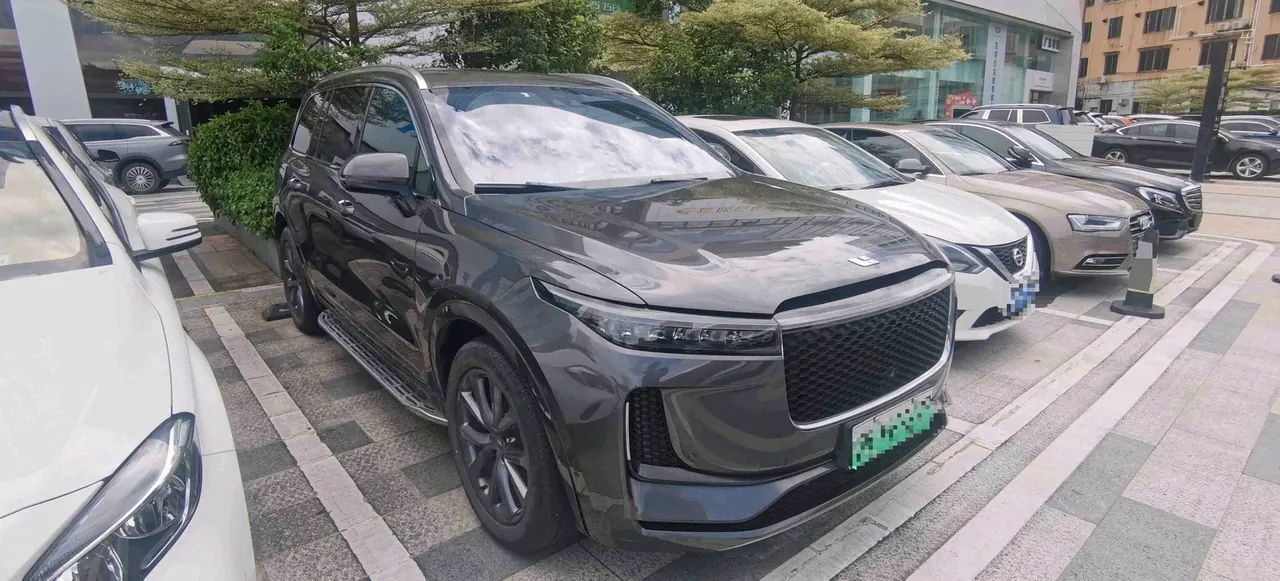 Li 2020 ONE 1.2T extended range 6-seat automatic gear 2