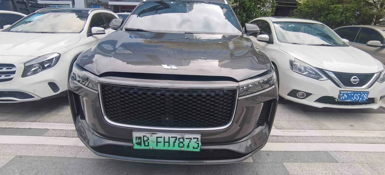 Li 2020 ONE 1.2T extended range 6-seat automatic gear 3