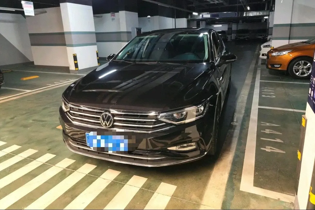 Open image lightbox: Volkswagen 2020 Magotan 2.0TSI 330TSI luxury automatic transmission