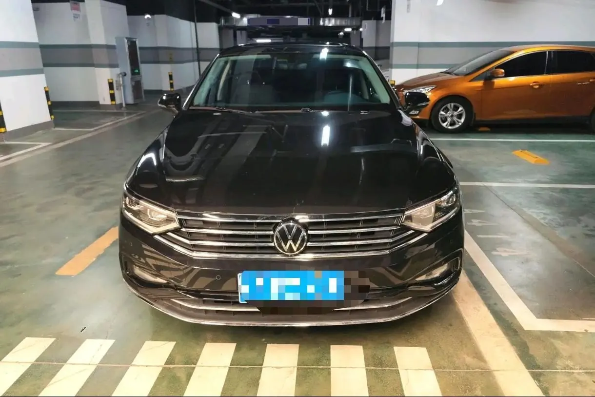 Volkswagen 2020 Magotan 2.0TSI 330TSI luxury automatic transmission 2
