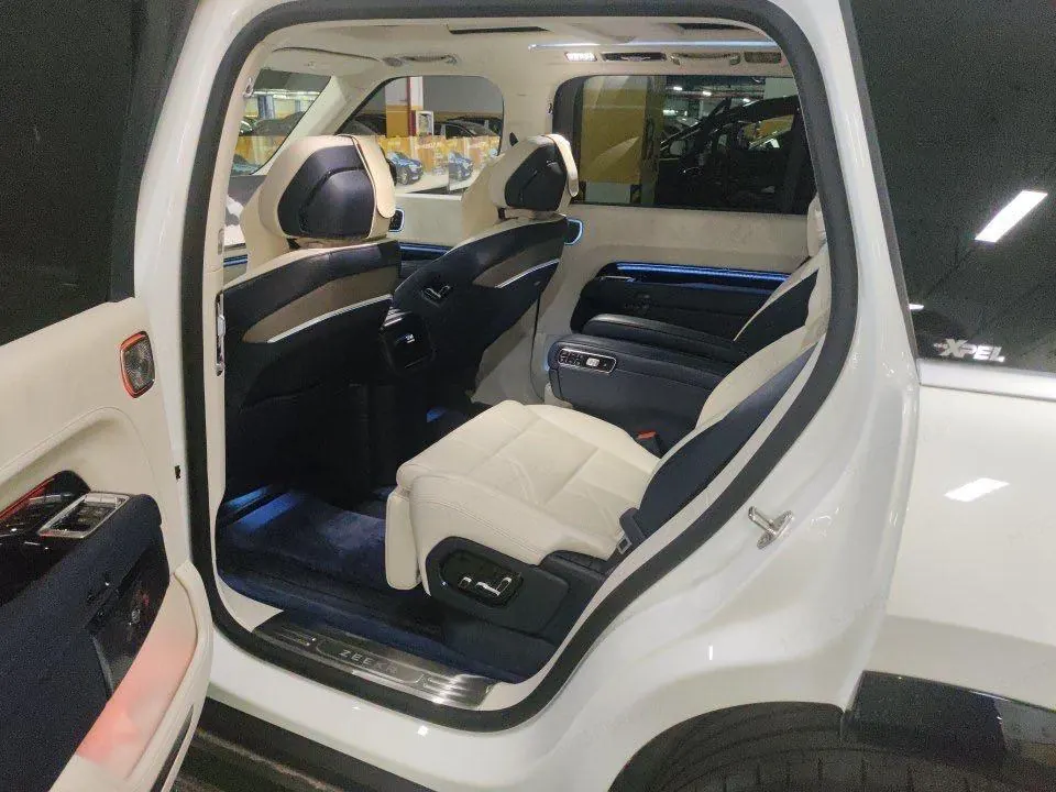 Zeekr 2025 Zeekr 9X 2.0T Ultra Edition 70kWh Automatic Gear 3