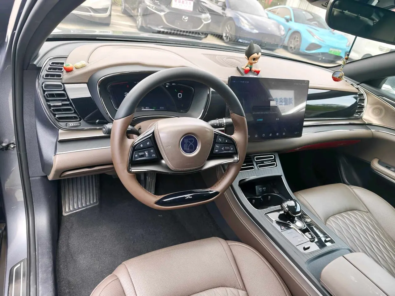 BYD 2020 Han Super Long Endurance Edition Noble Automatic Transmission 7
