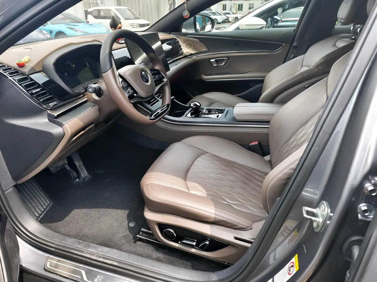 BYD 2020 Han Super Long Endurance Edition Noble Automatic Transmission 8