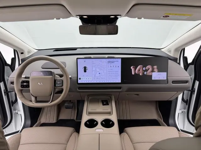 Li 2025 i8 Standard Edition Automatic Gear 4