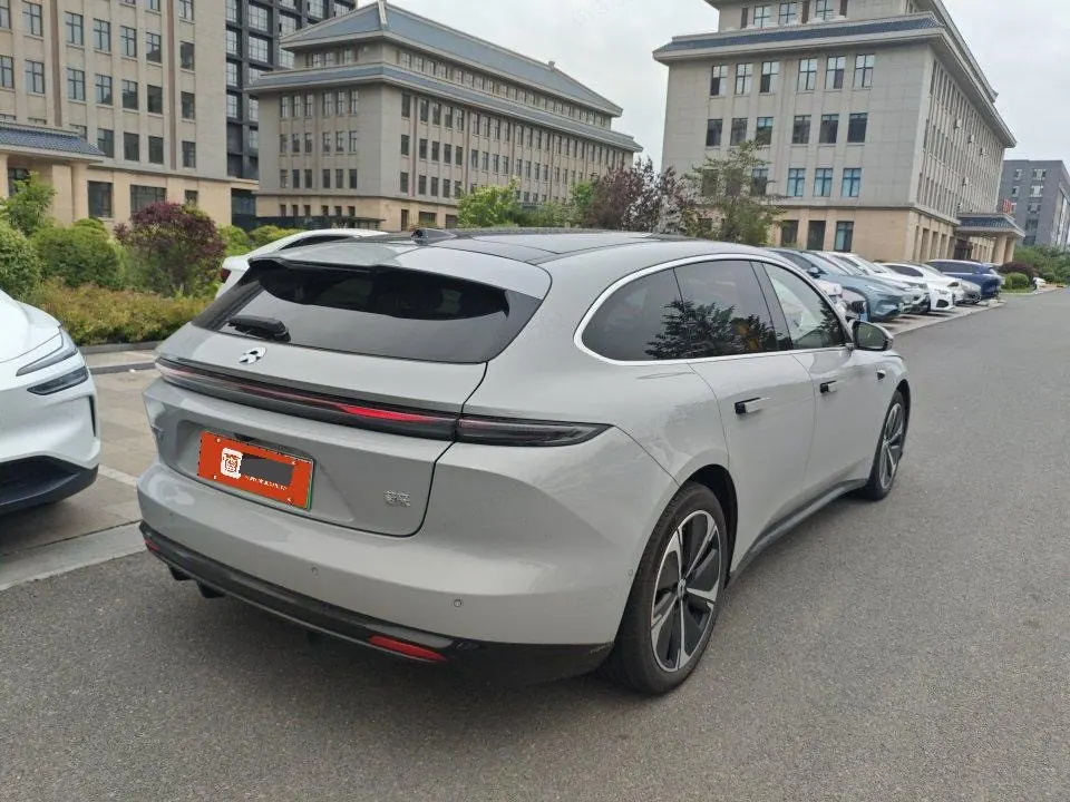 NIO 2025 ET5T 75kWh Touring automatic 3