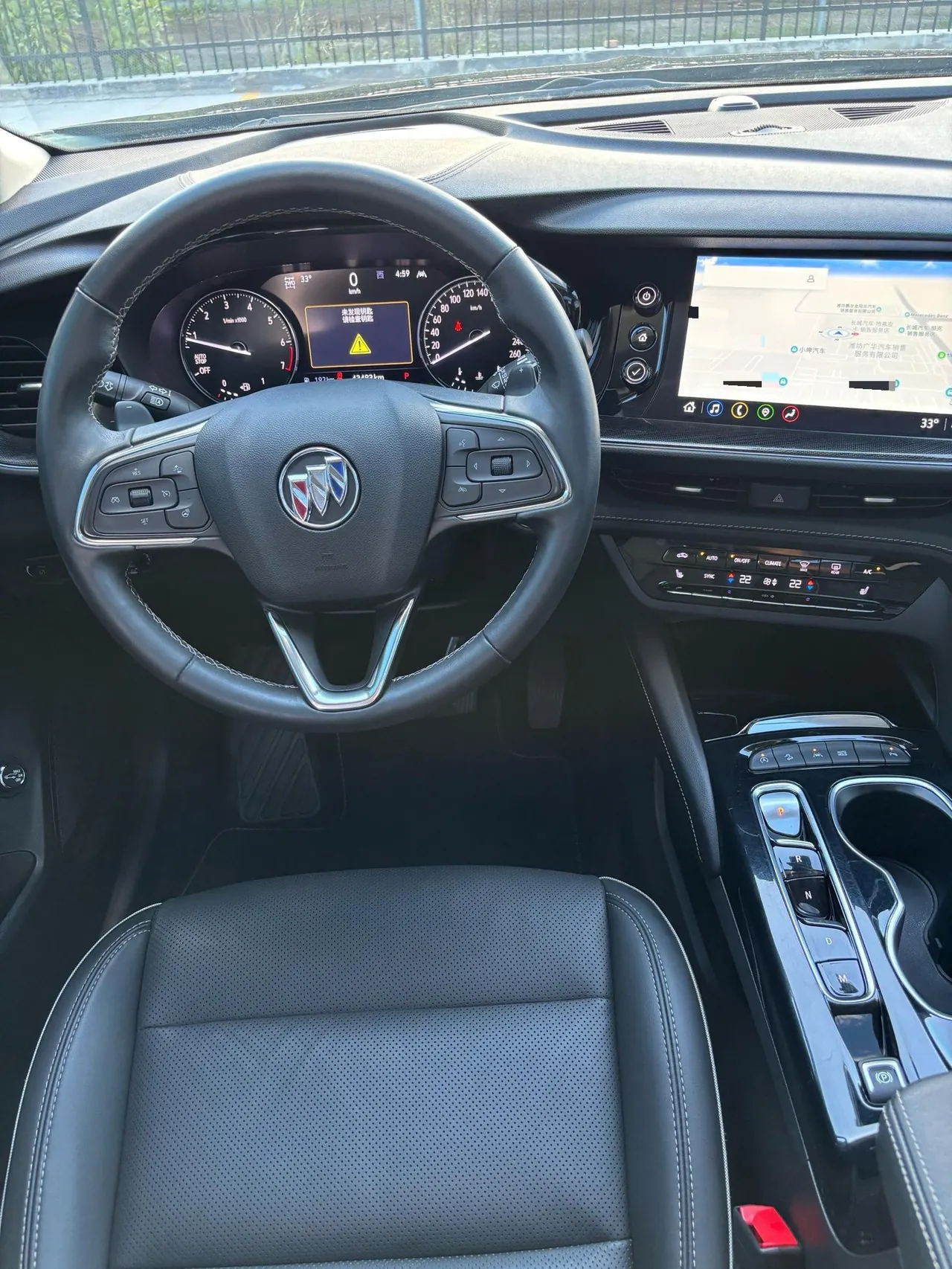 Buick 2022 Angkewei Plus 48V 2.0T 652T 4-wheel drive luxury 5-seat automatic gear 12