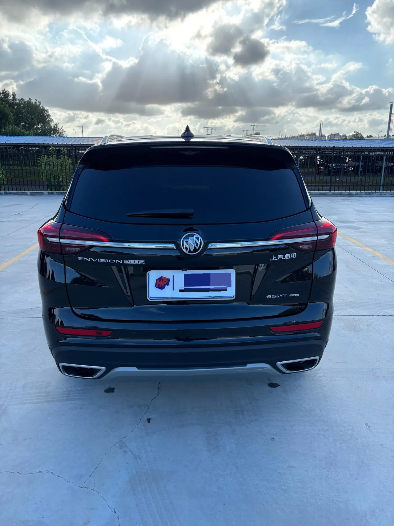 Buick 2022 Angkewei Plus 48V 2.0T 652T 4-wheel drive luxury 5-seat automatic gear 4