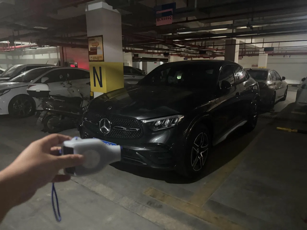 打开图片灯箱:Mercedes Benz GLC (Imported) 2024 GLC 260 Coupe 4MATIC 2.0T Automatic
