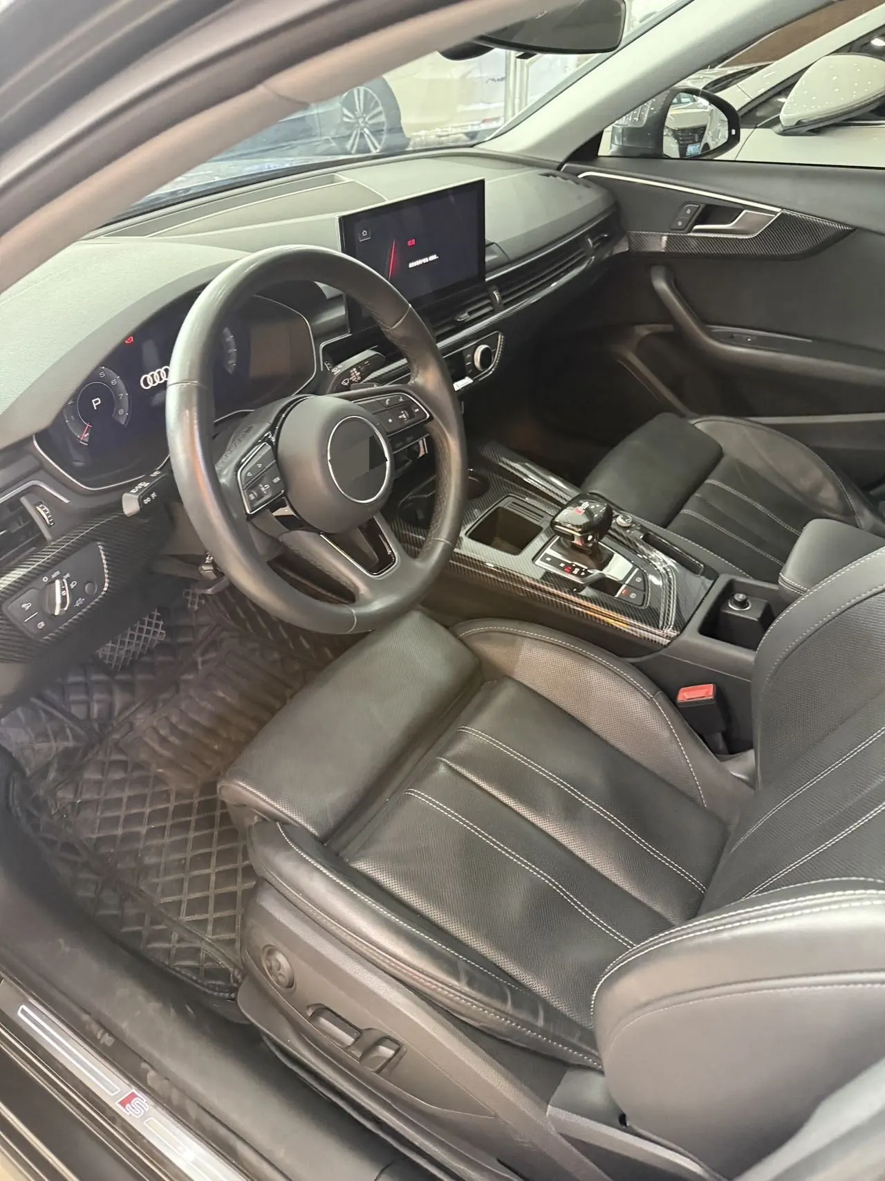 Audi 2020 A4L 2.0TFSI 40TFSI Fashion Dynamic Automatic 4