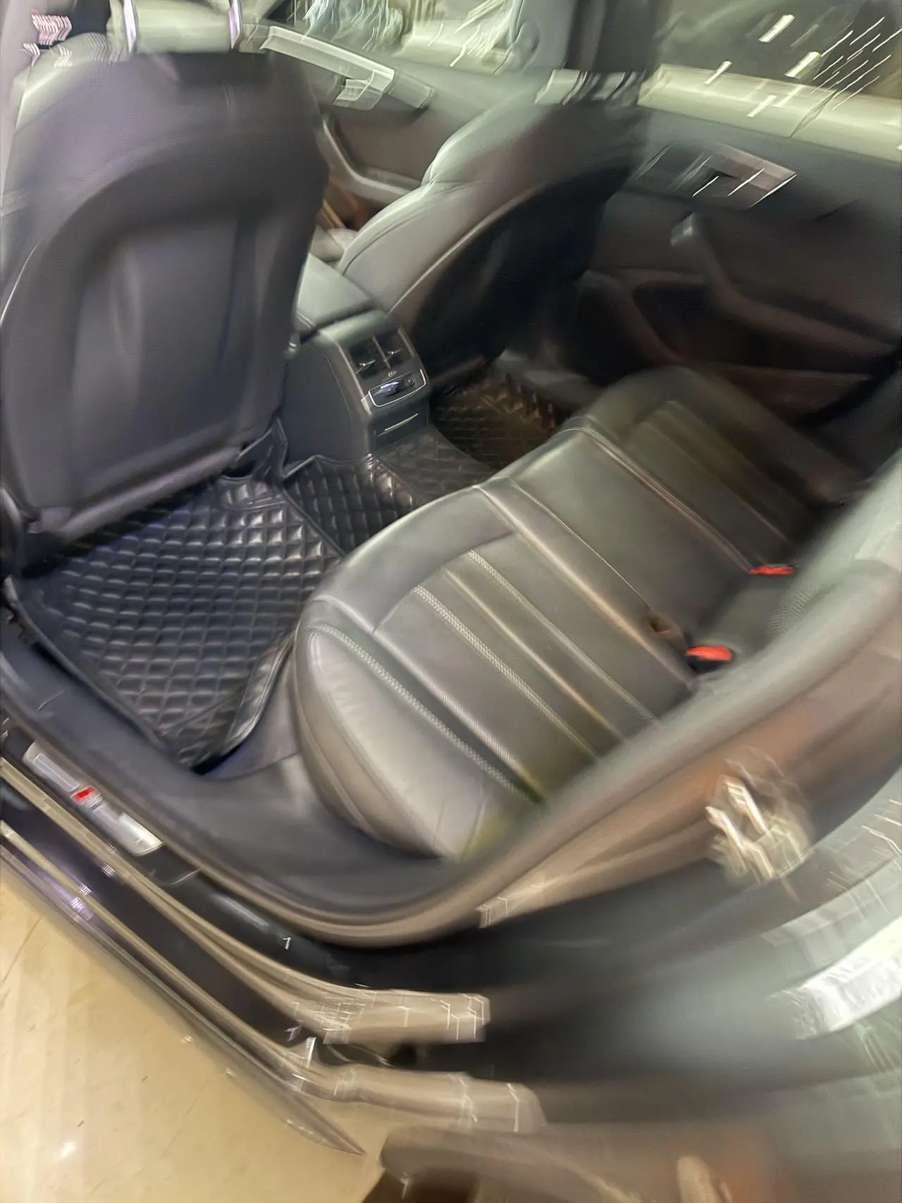 Audi 2020 A4L 2.0TFSI 40TFSI Fashion Dynamic Automatic 5
