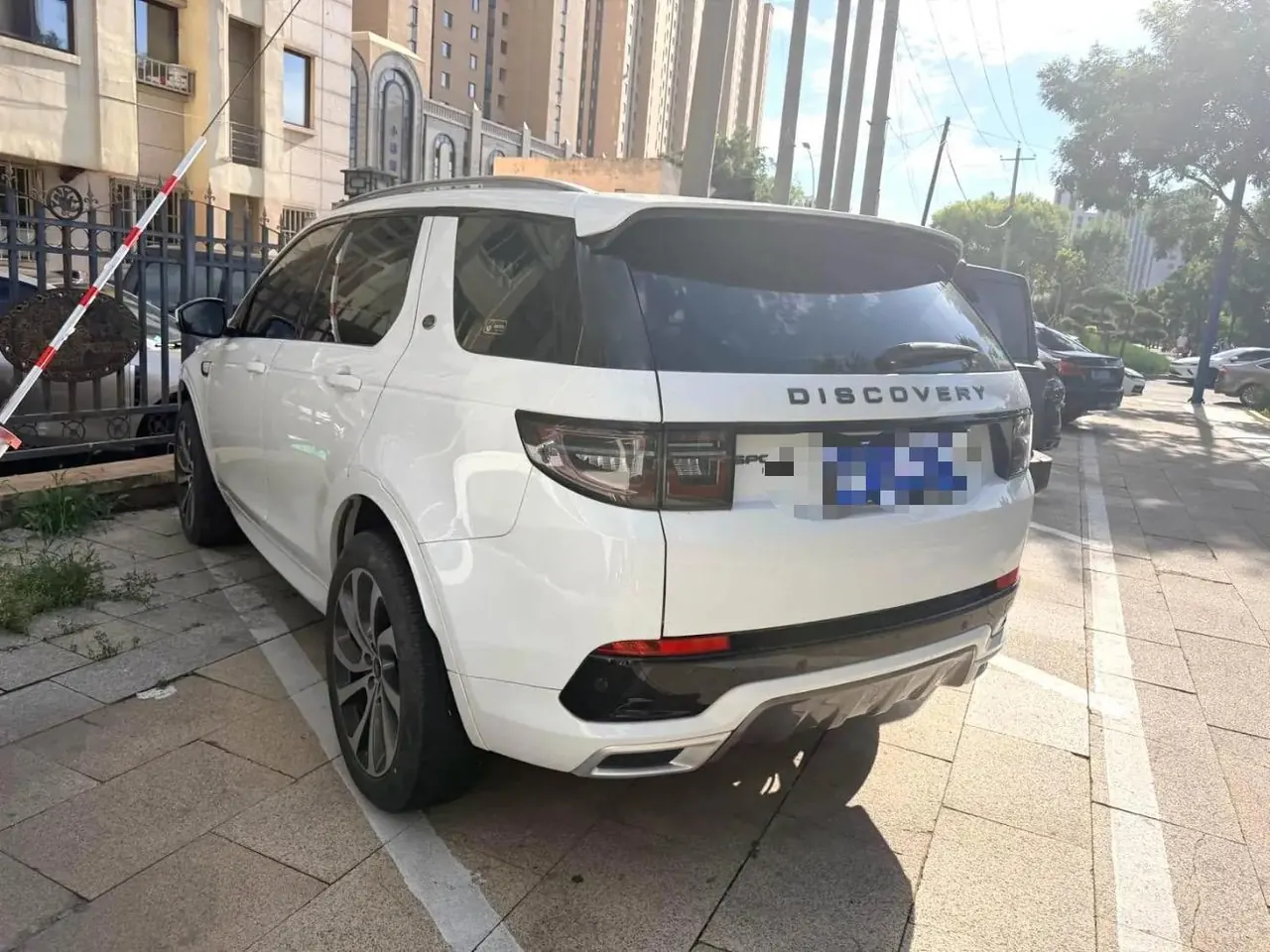 Land Rover 2020 Discovery Sports Edition 48V 2.0T 249PS R-Dynamic SE Performance Technology Edition 5-seat Automatic Gear 3