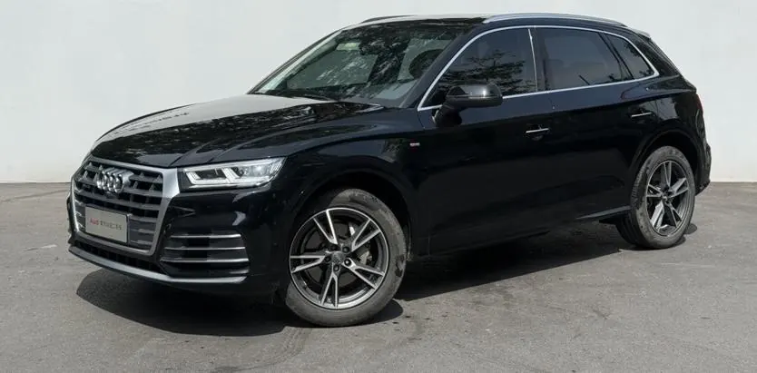 Open image lightbox: Audi 2020 Q5L 2.0TFSI 45TFSI exclusive fashion automatic