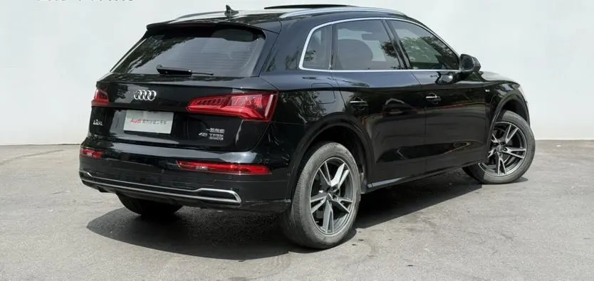 Audi 2020 Q5L 2.0TFSI 45TFSI exclusive fashion automatic 5