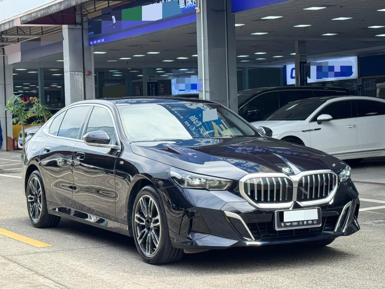 BMW 5 series 2025 525Li 48V 2.0T M sports suit automatic gear 3