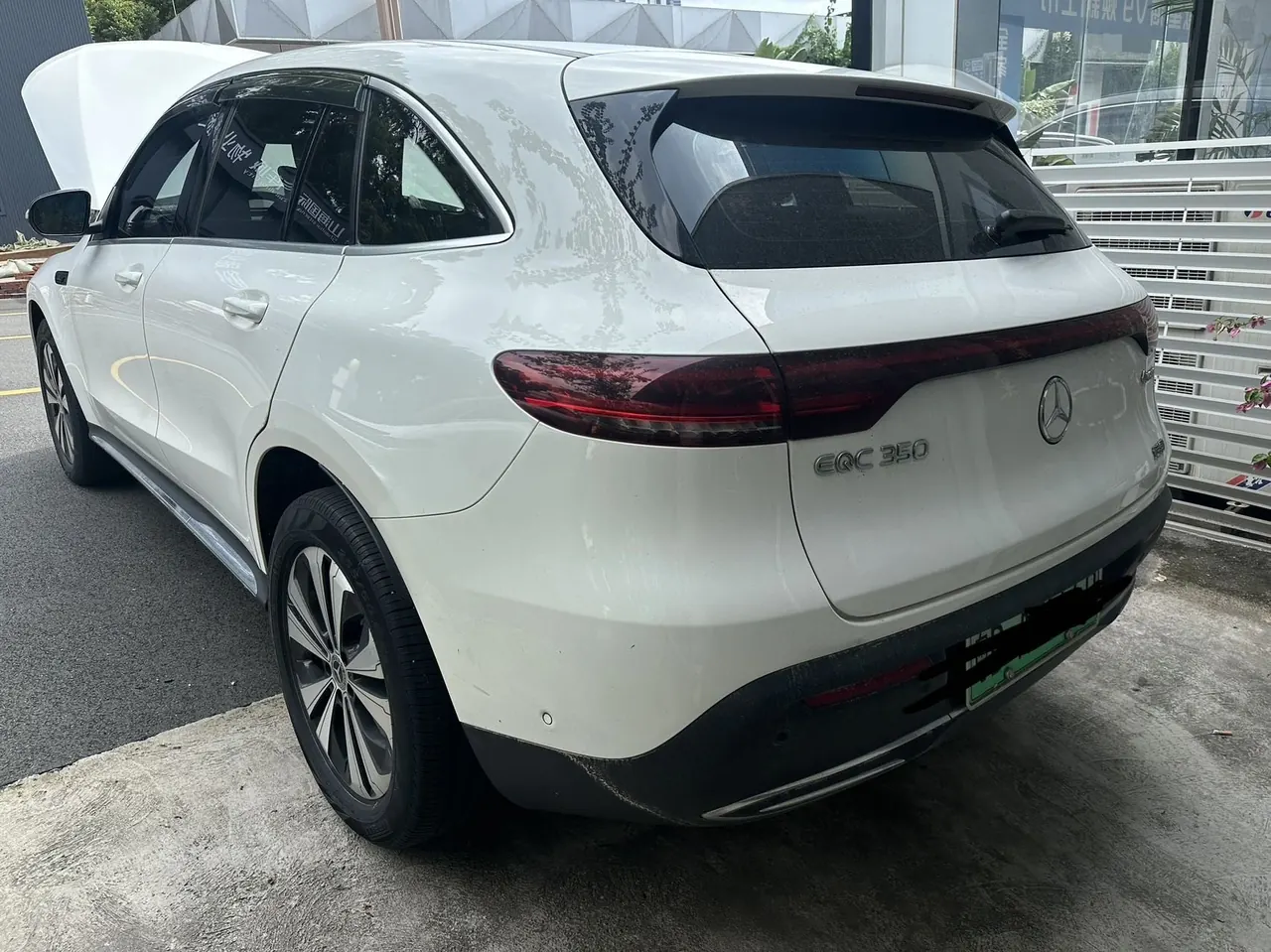 Mercedes Benz 2020 EQC 350 4MATIC EQC 350 4MATIC automatic gear 6