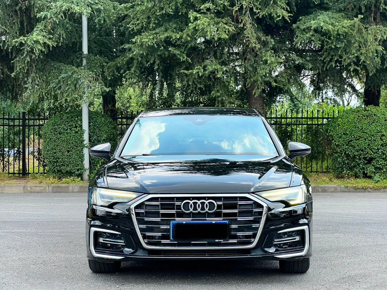 Audi 2020 A6L 2.0TFSI 40TFSI Deluxe Elegant Automatic 2