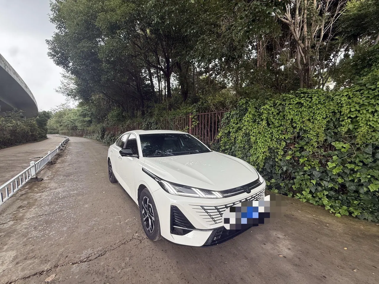 ChangAn 2026 Yi Dong 1.5T 500Bar Jin Xiang Automatic Gear 3