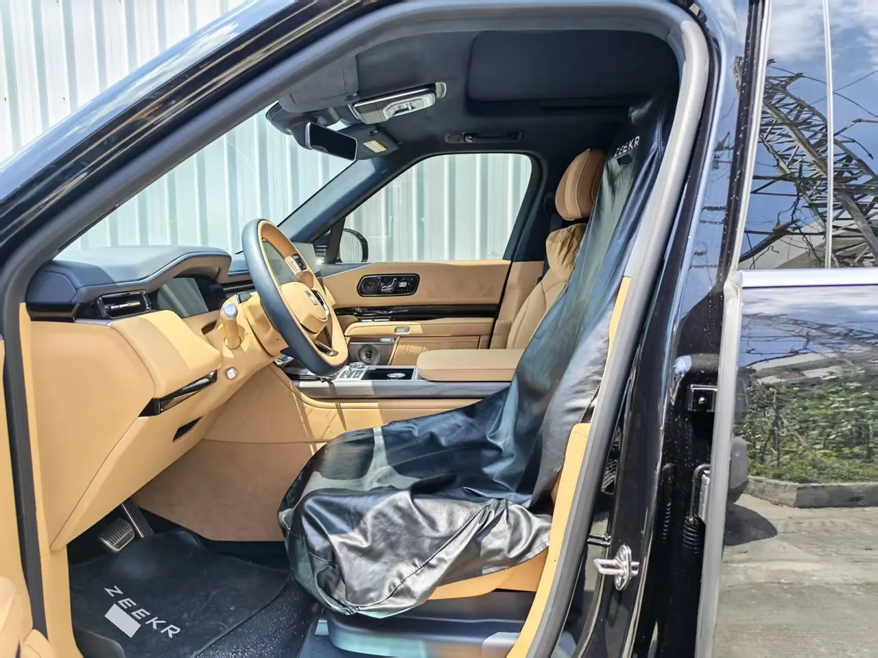 Zeekr 2025 Zeekr 9X 2.0T Hyper Edition 70kWh Automatic Gear 2
