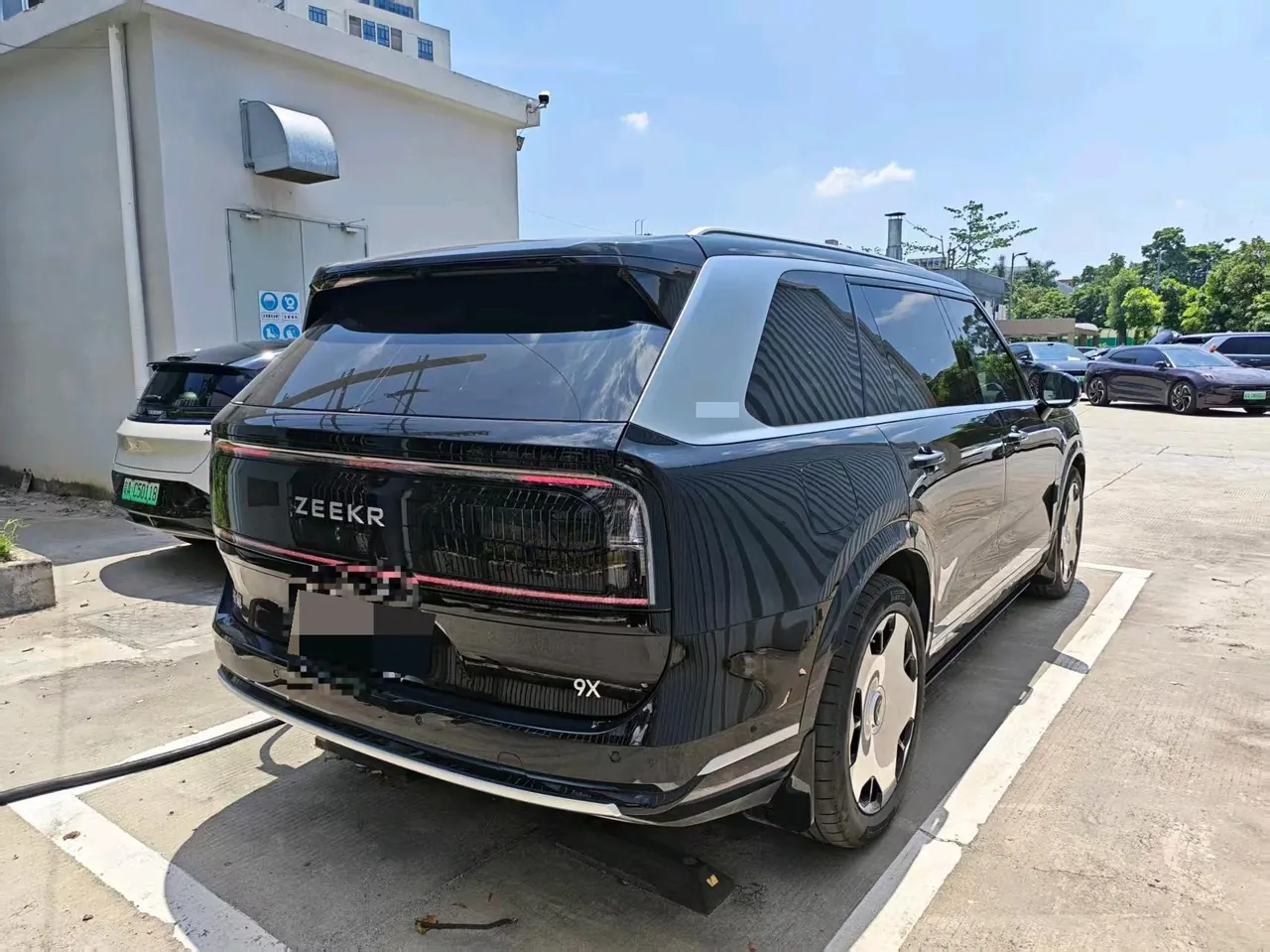 Zeekr 2025 Zeekr 9X 2.0T Hyper Edition 70kWh Automatic Gear 5