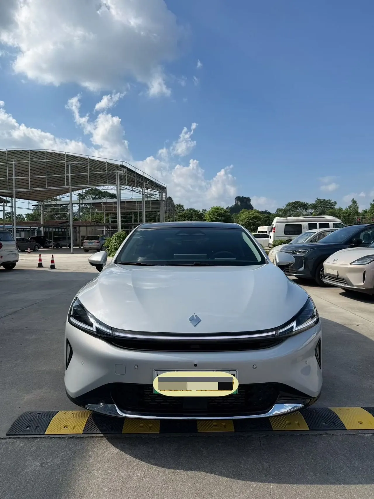 BaoJun 2025 models enjoy 1.5T 140km standard automatic gear 2
