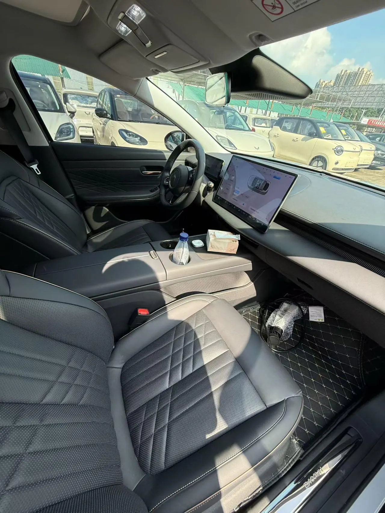 BaoJun 2025 models enjoy 1.5T 140km standard automatic gear 9