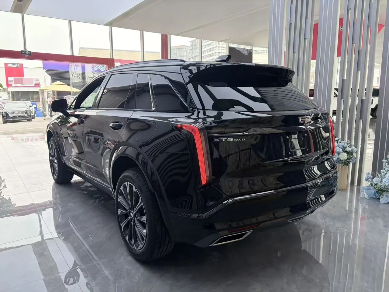 Cadillac 2026 XT5 48V 2.0T Luxury Automatic Gear 7