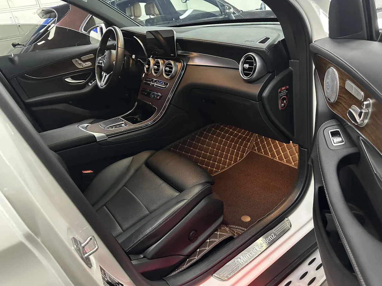Mercedes Benz 2020 GLC 300 L 4MATIC 2.0T Luxury (Modified) Automatic Gear 7