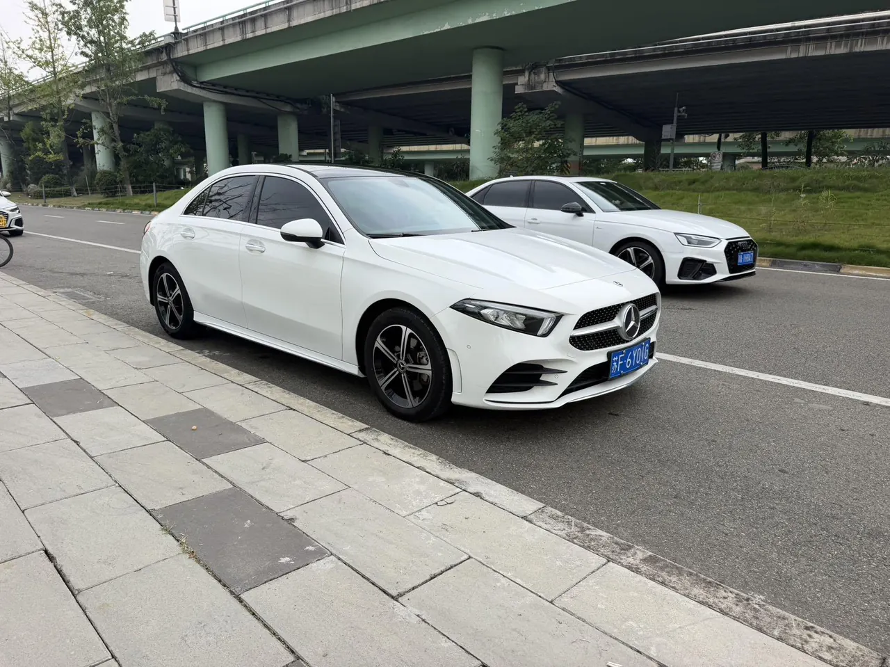 Mercedes Benz Class A 2022 A 200 L 1.3T Fashion (Change 3) Automatic 3