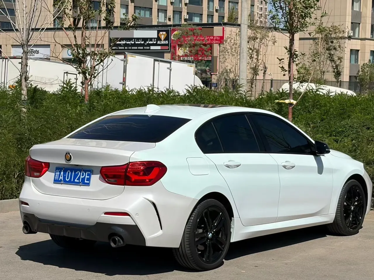 BMW 1 Series 2022 125i 2.0T M Sports Obsidian Night Edition Automatic Gear 7