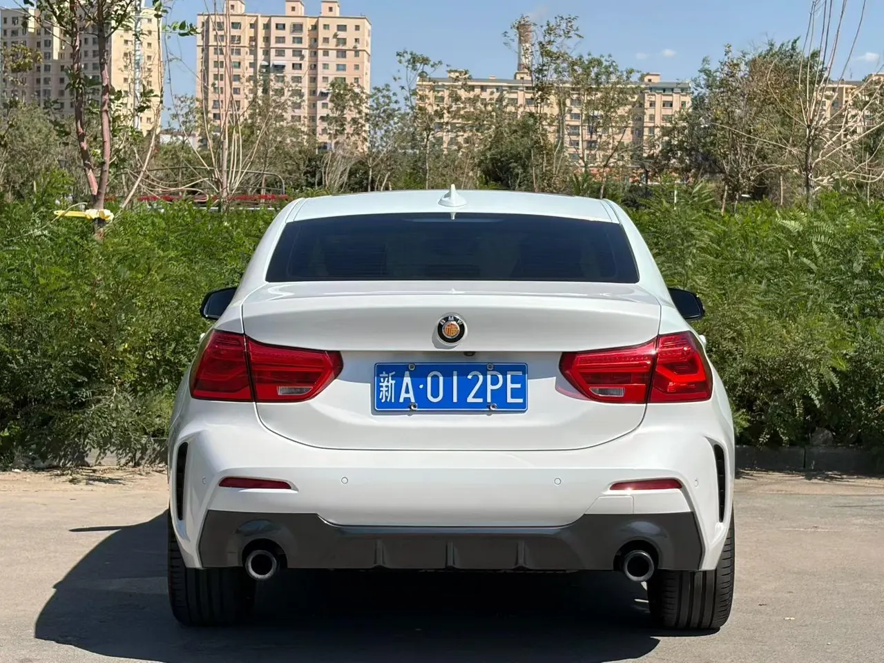 BMW 1 Series 2022 125i 2.0T M Sports Obsidian Night Edition Automatic Gear 8