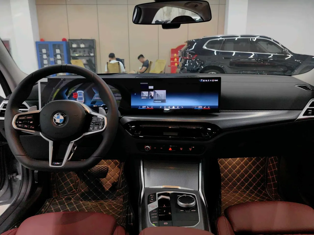 BMW 3 Series 2026 330Li 2.0T M Sports Obsidian Night Suit Automatic Gear 6