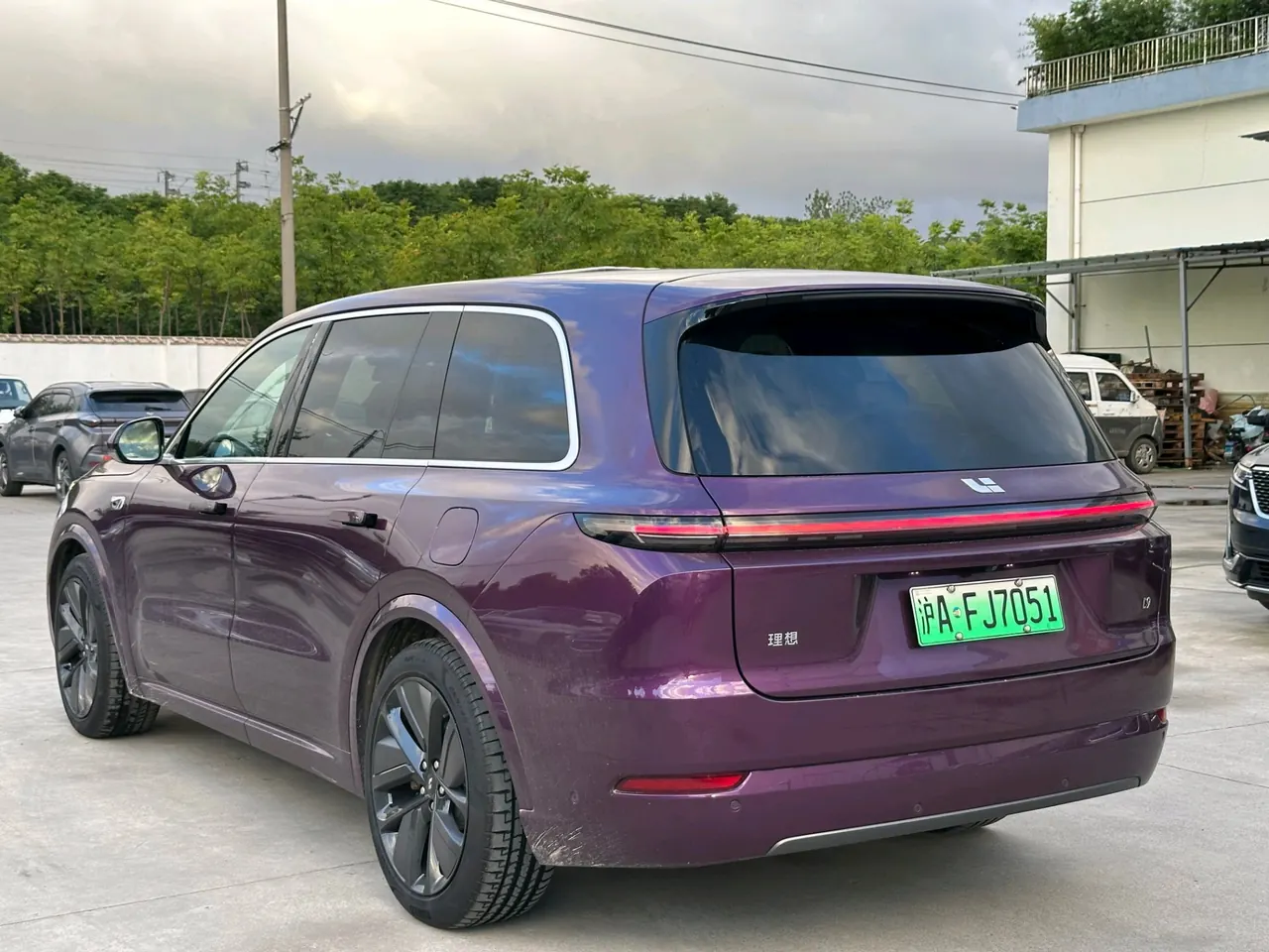 Li 2023 L9 Pro Edition Automatic Gear 7